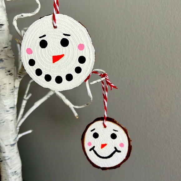 Handmade Snowman Painted Wooden Ornament Duo, Christmas Gift Decor Red White - Picture 1 of 7